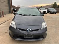 2015 Toyota Prius Hatchback 4D Edmond @ Legacy Auto - Image 3