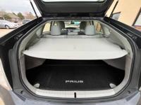 2015 Toyota Prius Hatchback 4D Edmond @ Legacy Auto - Image 9