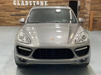 2011 Porsche Cayenne AWD All Wheel Drive Turbo / 4.8L V8 Twin Turbo / M&M Investment Cars - Gladstone - Image 6