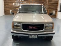 1998 GMC Sierra 3500 4x4 4WD SLT / 7.4L V8 / DUALLY / 113K Miles Truc M&M Investment Cars - Gladstone - Image 6