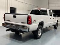 2003 Chevrolet Silverado 2500 4x4 4WD Chevy LS Crew Cab / 6.0L V8 / L M&M Investment Cars - Gladstone - Image 8