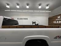 2003 Chevrolet Silverado 2500 4x4 4WD Chevy LS Crew Cab / 6.0L V8 / L M&M Investment Cars - Gladstone - Image 10