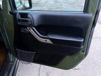 2016 Jeep Wrangler Sahara 75th Anniversary 4x4 2dr SUV East Brunswick, NJ - Image 9