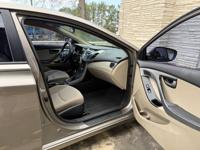 2016 Hyundai Elantra SE FWD 4D Sedan 1.8 4cyl. Gasoline otp west - Image 6