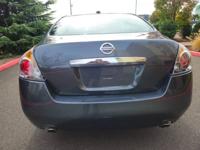 2009 Nissan Altima 2.5 S 4dr Sedan CVT Sedan Roberto's Auto Sales - Image 8