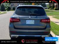2018 Mercedes-Benz GLC GLC 300 4MATIC AWD 4dr SUV Call/Text 516- 614-5359 + EVERYONE FINANCED!! PODEMOS FINANCIAR A CUALQUIERA! - Image 6