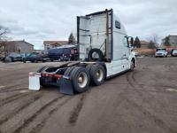 2016 VOLVO I-SHIFT AUTO SEMI TRUCK city of chicago - Image 4