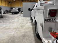 2017 Ford F250 XL Extended Cab 4wd Utility Bed Mid TN - Image 8