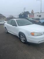 2004 GRAND AM 87k ORIGINAL MILES Blue island - Image 2