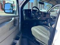 Cevy Express 2500 Extended San Diego - Image 7