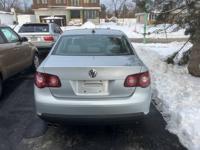 2008 Volkswagen Jetta - Image 3