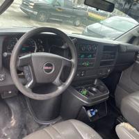 2016 GMC Savana 2500 - FINANCING AVAILABLE! - DEALMAKER AUTO SALES - - Image 6