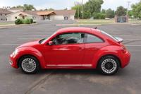 2016 Volkswagen Beetle VW 1.8T SE Coupe Victory Motors of Colorado - Image 10