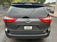 2019 Toyota Sienna XLE AWD --Clean title, 1owner, Loaded, Nice-- kirkland - Image 7
