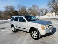 2008 Jeep Grand Cherokee Laredo 4x4 4dr SUV _Jeep_ _Grand Cherokee_ _Sedan_ - Image 4