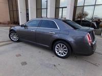 2014 Chrysler 300C 4dr Sdn 300C RWD - Image 6