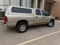 2004 Dodge Ram 1500 4dr Quad Cab 140.5 WB 4WD SLT - Image 4