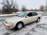 1997 Nissan Maxima GLE 4dr Sedan _Nissan_ _Maxima_ _Sedan_ - Image 3