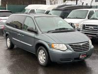2005 Chrysler Town & Country Touring - WHEELCHAIR VAN / HANDICAP / 24K Wheelchair Van In Beaverton - Image 5