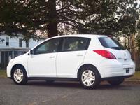 2010 Nissan Versa 1.8 S 4dr Hatchback 6M East Brunswick, NJ - Image 5