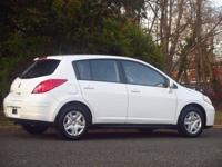 2010 Nissan Versa 1.8 S 4dr Hatchback 6M East Brunswick, NJ - Image 6