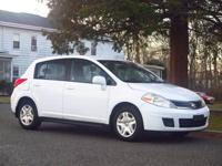 2010 Nissan Versa 1.8 S 4dr Hatchback 6M East Brunswick, NJ - Image 8