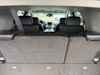 2019 Chevrolet Tahoe LT 4WD Staten Island - Image 9
