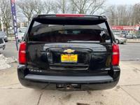 2019 Chevrolet Tahoe LT 4WD Staten Island - Image 10