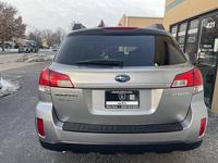 2010 Subaru Outback 2.5i Premium AWD 4dr Wagon CVT west chicagoland - Image 5