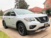 2019 Nissan Pathfinder Rock Creek Edition, Fully equipped Houston Tx - Image 3