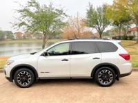 2019 Nissan Pathfinder Rock Creek Edition, Fully equipped Houston Tx - Image 5