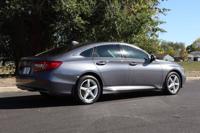 2018 Honda Accord EX-L Sedan Victory Motors of Colorado - Image 6