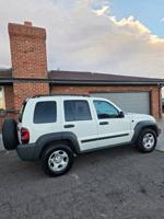 2007 Jeep Liberty Sport Aurora - Image 4