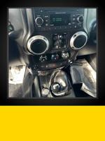 2019 JEEP WRANGLER UNLIMITED SAHARA 4WD! 6 SPEED MANUAL! LIKE NEW! A MONTH! - Image 9