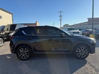 2017 Mazda CX-5 Grand Touring - Image 6