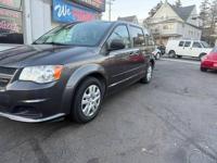 2016 Dodge Grand Caravan 4dr Wgn SE -EASY FINANCING AVAILABLE + CT Auto - BAD CREDIT- NO CREDIT- NO PROBLEM! - Image 4