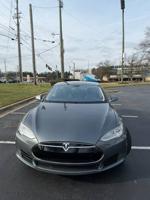 2013 Tesla Model S • 60 Sedan 4D Suwanee