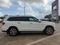 2014 Mercedes Benz GL450 4MATIC “One Owner“ Houston - Image 6