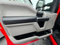 2019 Ford F-250 Super Duty – Crew Cab 4x4 Salem - Image 9