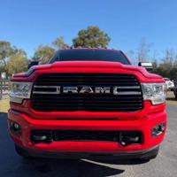 2019 RAM 3500 Big Horn 4x4 4dr Crew Cab 8 ft. LB DRW Pickup + Gator Truck Center of Ocala - Image 6