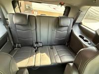 2016 Cadillac Escalade Luxury 4WD FULLY-LOADED! LOW MILES Salem - Image 9