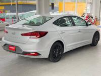 2019 Hyundai Elantra SE Sedan 4D Shoreline - Image 5