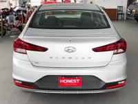 2019 Hyundai Elantra SE Sedan 4D Shoreline - Image 6