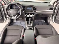 2019 Hyundai Elantra SE Sedan 4D Shoreline - Image 9