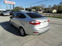 2016 Ford Fiesta SE Only 56000 Miles* New Arrival Jacksonville - Image 4