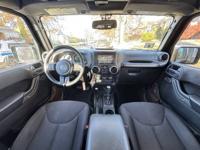 2015 Jeep Wrangler Unlimited Autotrader Private Seller - Image 5