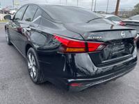 2020 nissan altima . . . . just arrived. . . down . . 👍☎ 832-206-3054 - Image 6