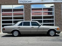 1988 Mercedes-Benz 560 SEL Sedan SKU:AA1018 Atomic Motors 89011 - Image 5