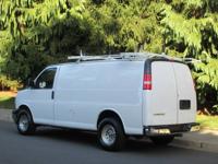 2017 CHEVROLET EXPRESS G3500 CARGO VAN*RACKS*SHELVES*LOADED*EXCELLENT BELLEVUE*CARGO VAN-WORK READY TODAY! - Image 4