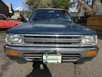 1989 Toyota Extra-Cab Deluxe Truck 1-Certified Carfax Local Owner 76k Bellevue (Local Owner) - Image 2